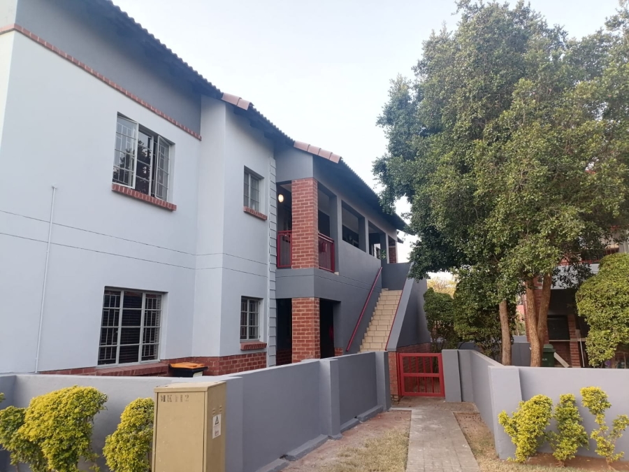 To Let 3 Bedroom Property for Rent in Waterval East North West